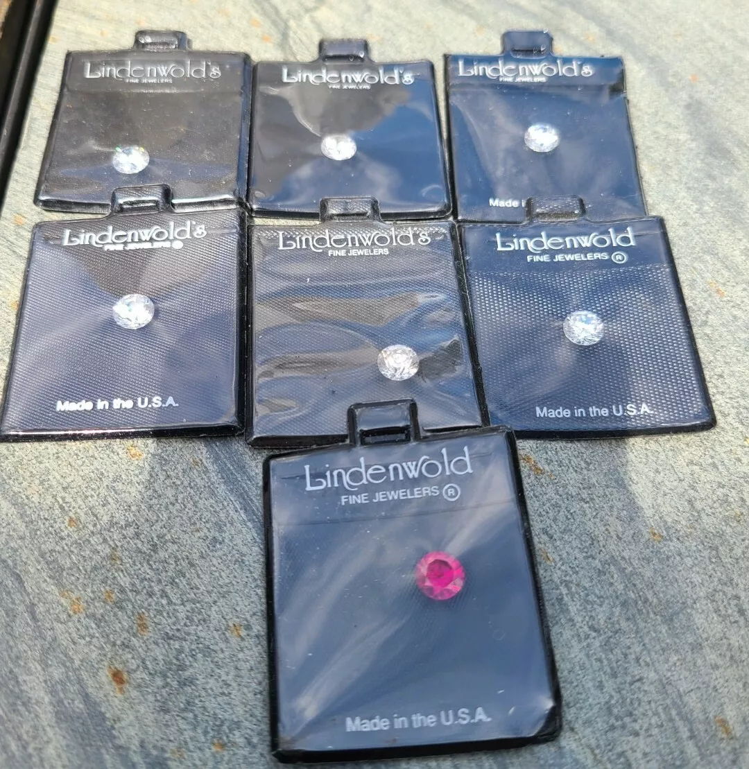 7 Lindenwold Gemstones 6 Clear And 1 Red eBay