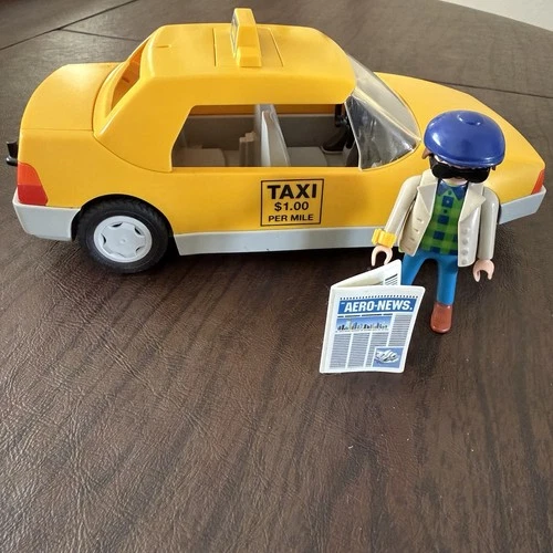 Vintage Playmobil 3199 Taxi Cab Airport Car COMPLETE Figure 1997 Great Newspaper