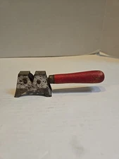 VTG EVERSHARP KNIFE HAND SHARPENER PULL THROUGH RED WOOD HANDLE 