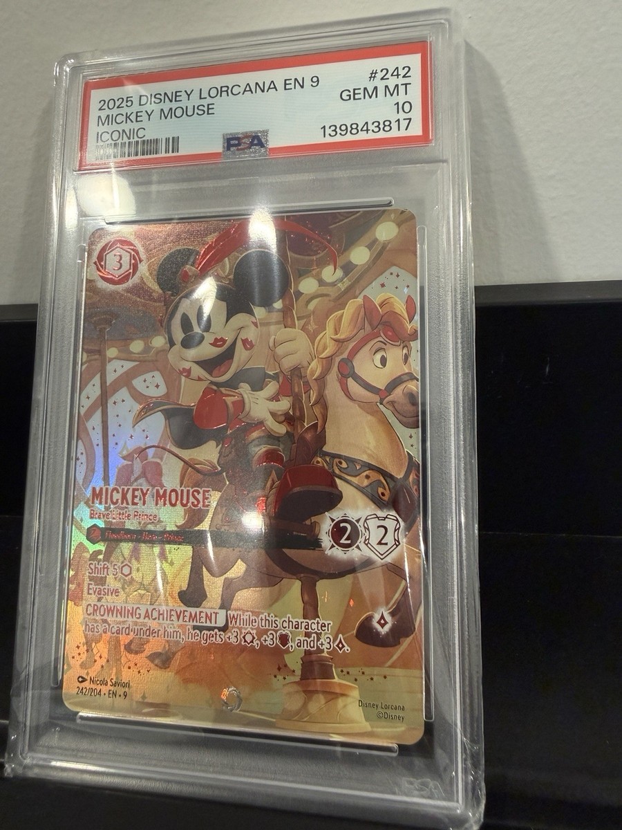 Mickey Mouse - Brave Little Prince (Iconic) 242/204 Fabled Holo