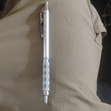 Pentel GraphGear 1000 Mechanical Pencil 0.5mm  0.7mm  Lead Bundle NEW SALE