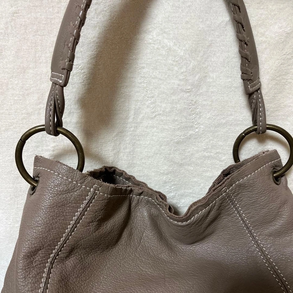 Le Basiques Du Sac Tote Shoulder Bag Purse Leather in Greige USED Good Condition - Image 3 of 4