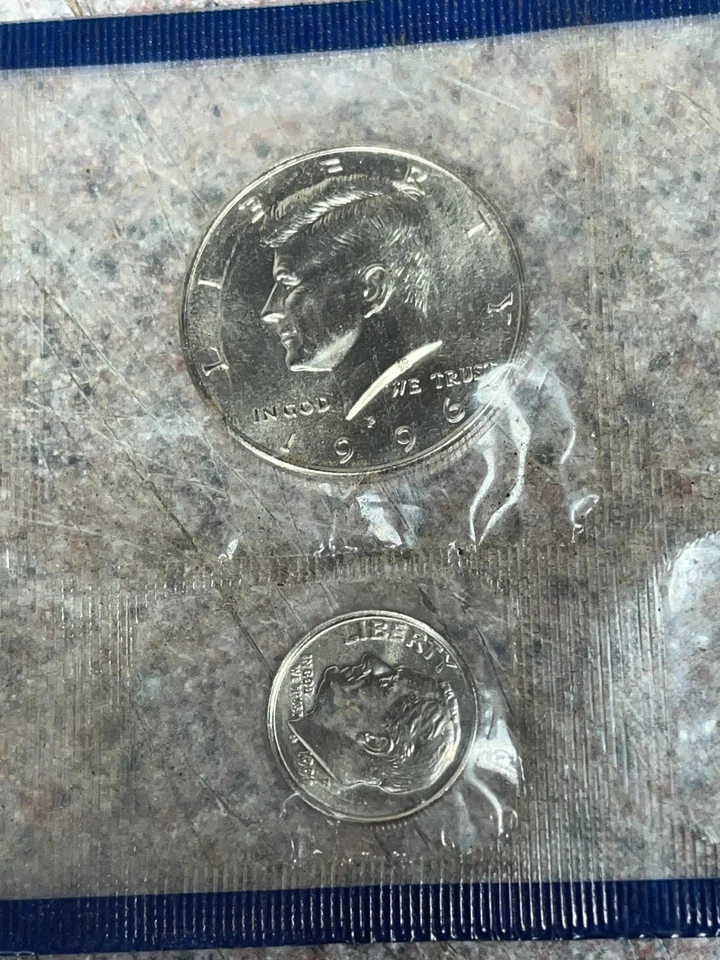 3 1996 Uncirculated Coin Sets Denver Mint - Image 2 of 2