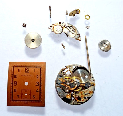 Imperial 1046 Watch Movement Watchmaker watch parts ''Good Balance'' 7 jewel