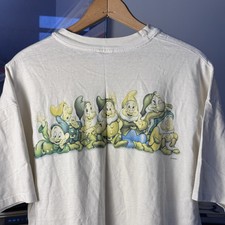 90s VINTAGE Walt Disney Snow White and the Seven Dwarfs Vintage Tee T-Shirt