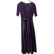 Alex Evenings Women's Short Sleeve Ballgown Evening Formal Dress V-neck Size 12P