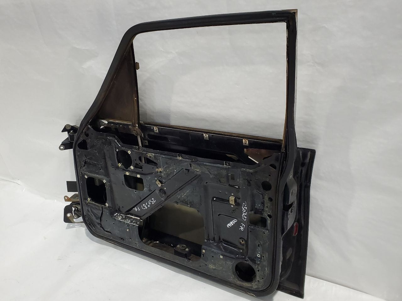 Bentley Turbo R 1991 Front Right Door framework Black