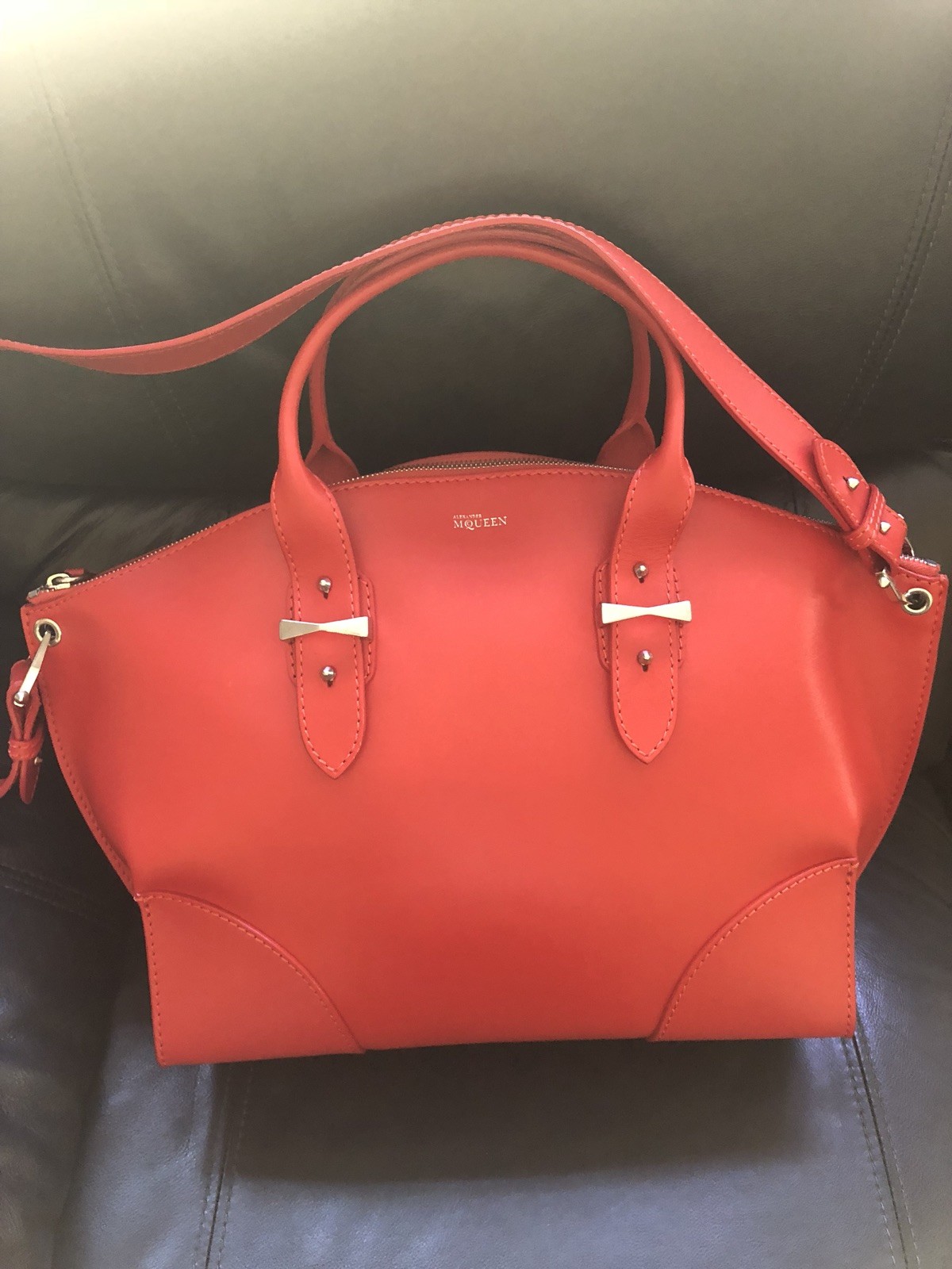 New with tags designer Alexander McQueen handbag Purse matching wallet red