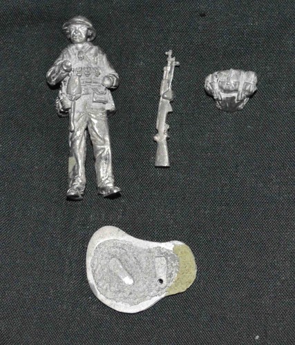 Vintage MIL-ART 54mm figure 54/V11 PRIVATE NORTH VIETNAMESE ARMY FROM 1968