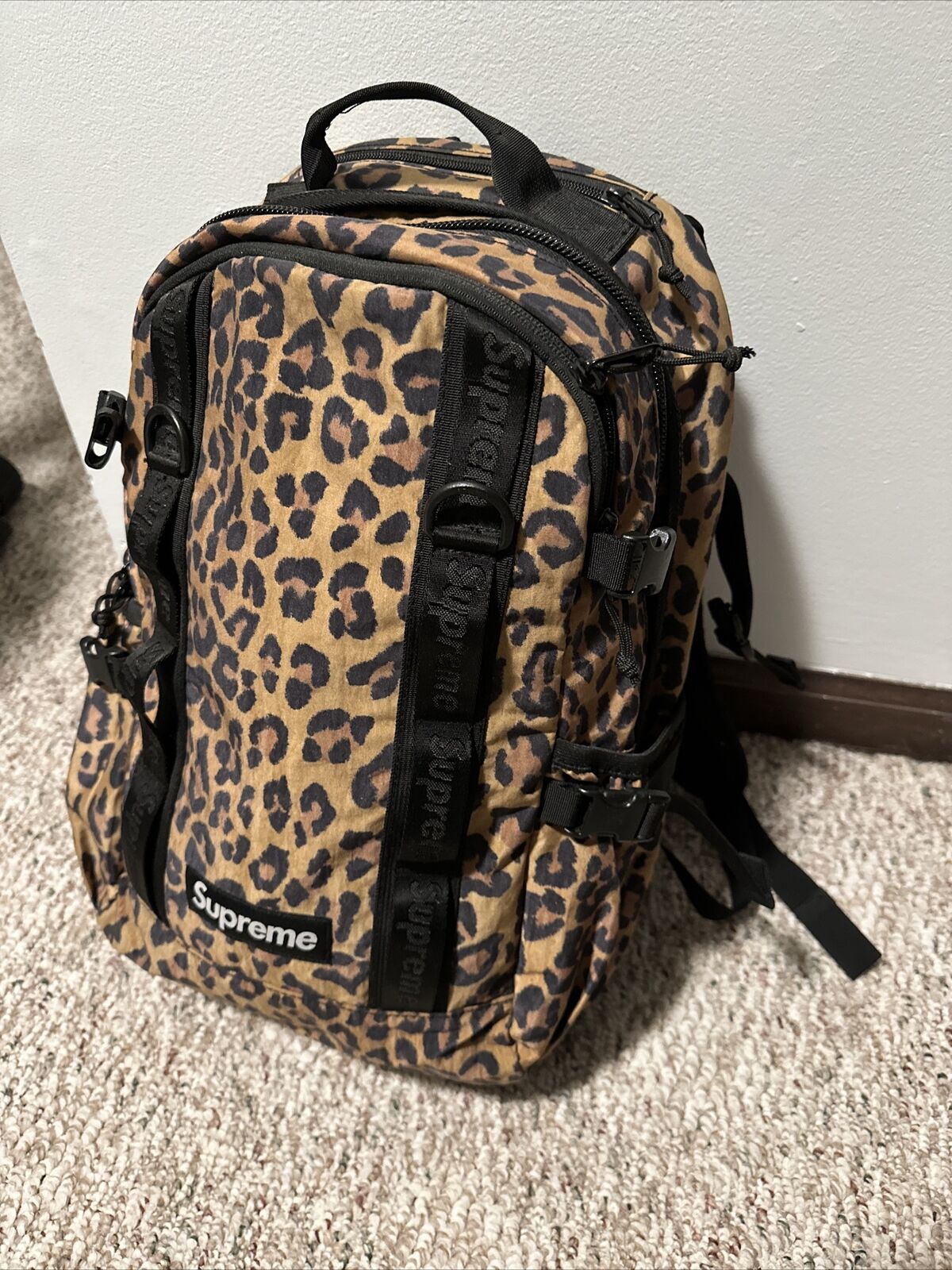 Supreme Backpack FW20 Black/Leopard - OFFYES