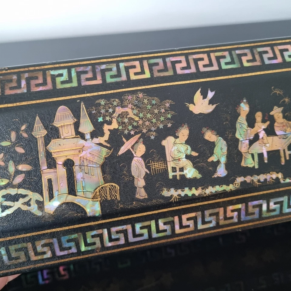 Coffret PAPIER MACHE XIXè Incrustation Nacre Burgauté Décor Chinois Capitonné - Photo 4/4