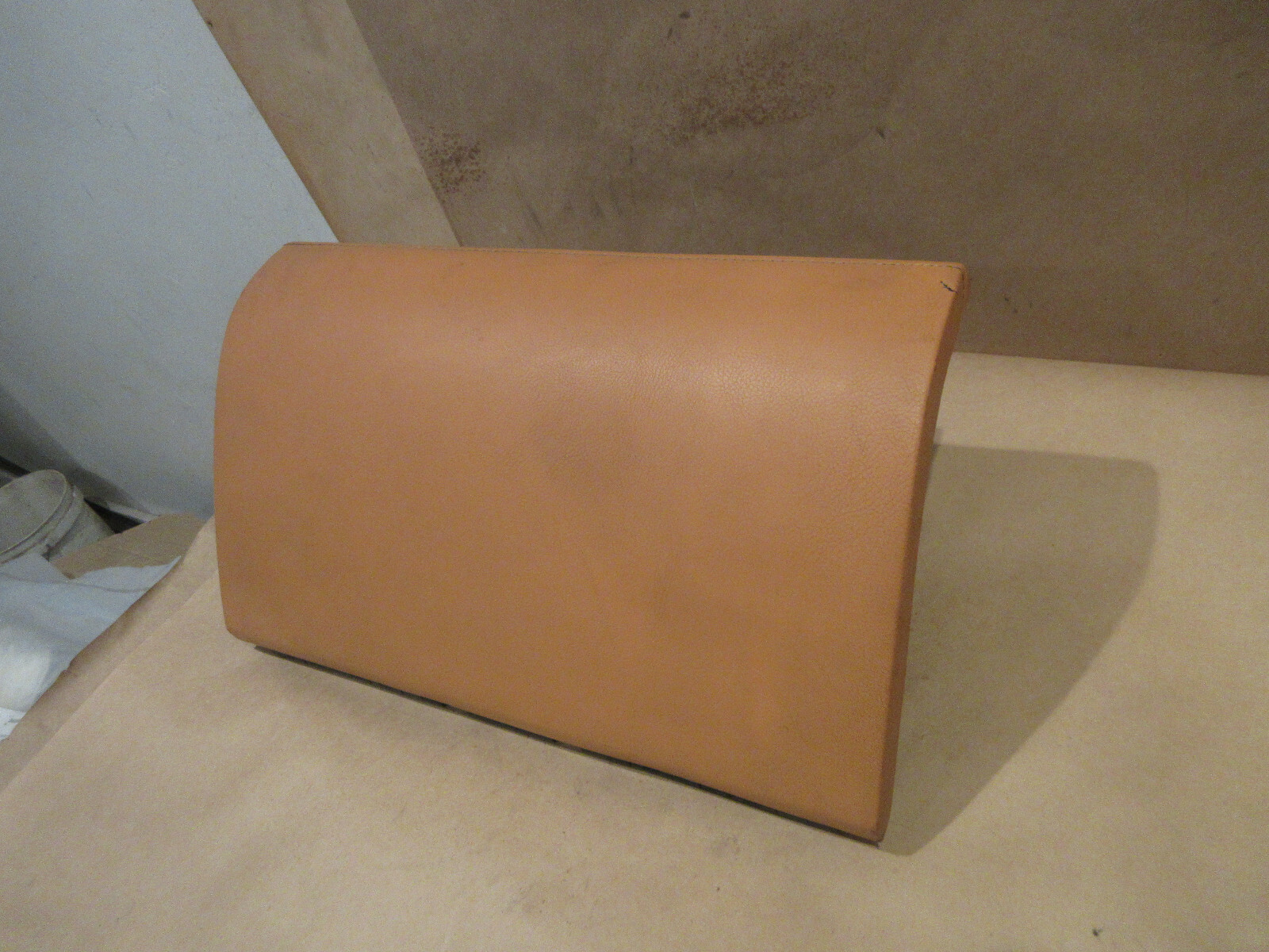 Maserati Quattroporte - Complete Glove Box - Tan - Part# 66523200