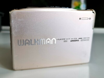 Sony Walkman WM-EX900 Rare vintage retro portable cassette tape
