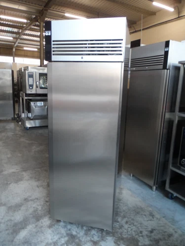Foster G2 EP700H Stainless Steel Upright Fridge Right Hand Door £750 + Vat