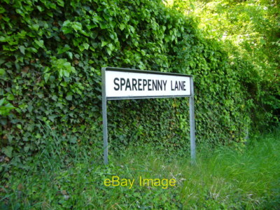 Foto 6x4 Sparepenny Lane Sparepenny Lane bekam seinen Namen weil es benutzt wurde c2009