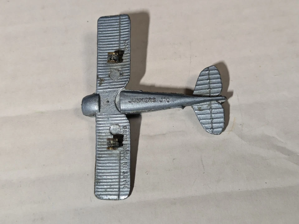 Vintage JUNKERS J10 #604 DIE CAST PLANE, GERMAN WWI WHEELS INTACT 2.25"x3" - Image 4 of 4
