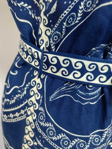 Alemais Oceane Leinen Hemdblusenkleid blau Leinen bedruckt Revers Bindekleid Damen 2025 - Bild 7 von 9