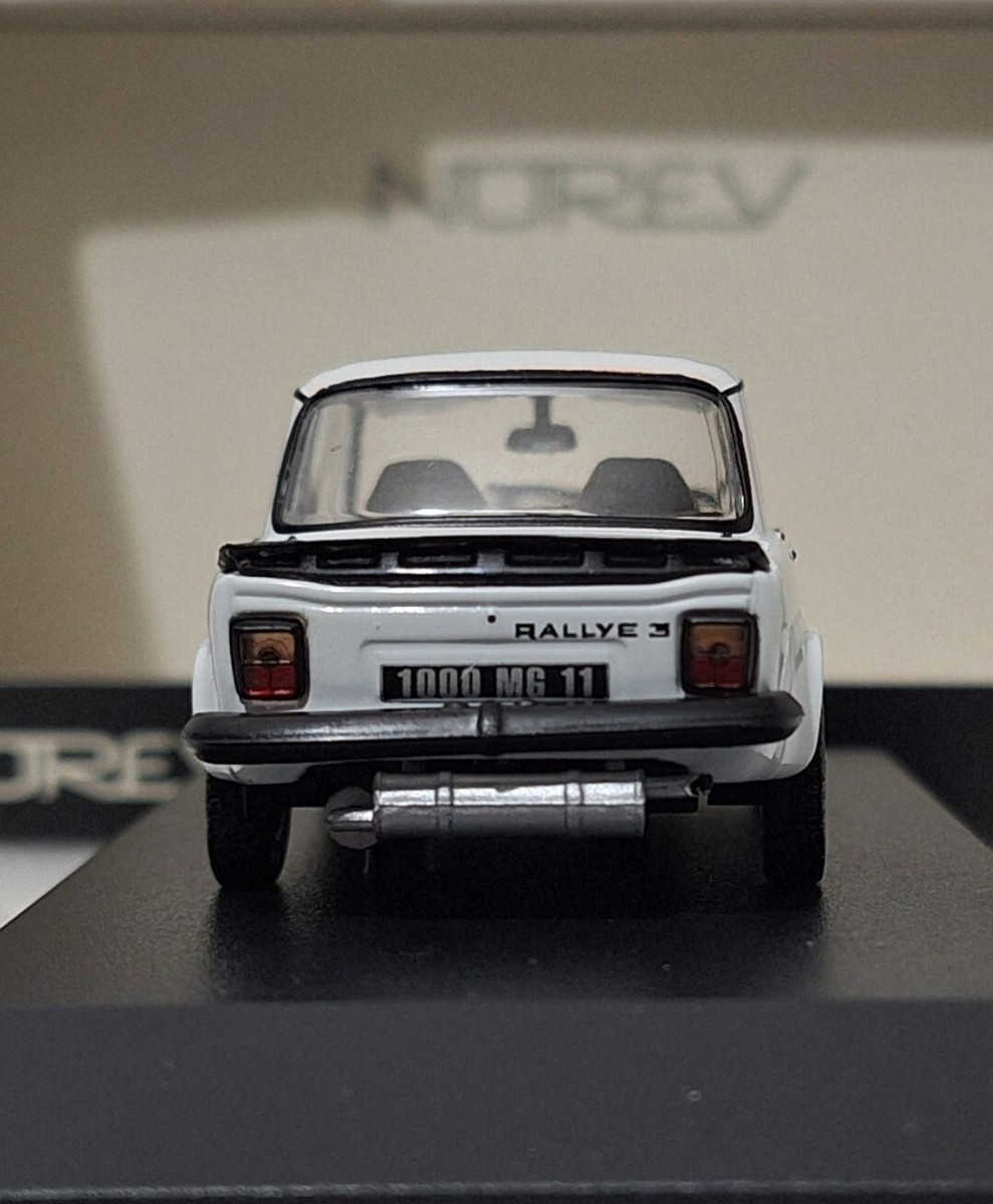 Miniature Norev 1/43 – Simca 8/1200 N°333 – Tour Auto 1951 – Noir – Occasion