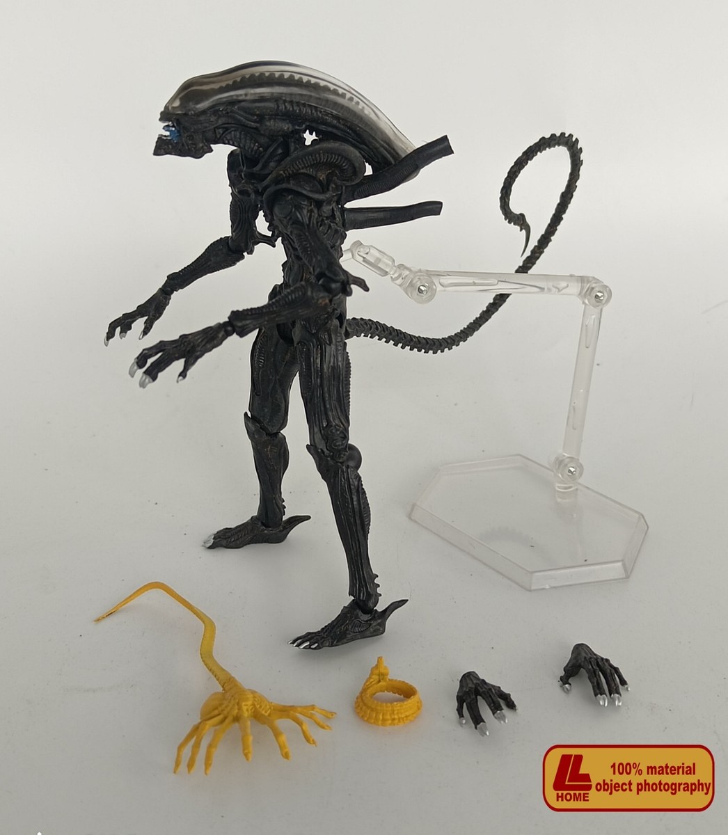 Anime Movie Alien Xenomorph SP-108 With Facehugger Action Anime Movie Alien Xenomorph SP-108 With Facehugger Action