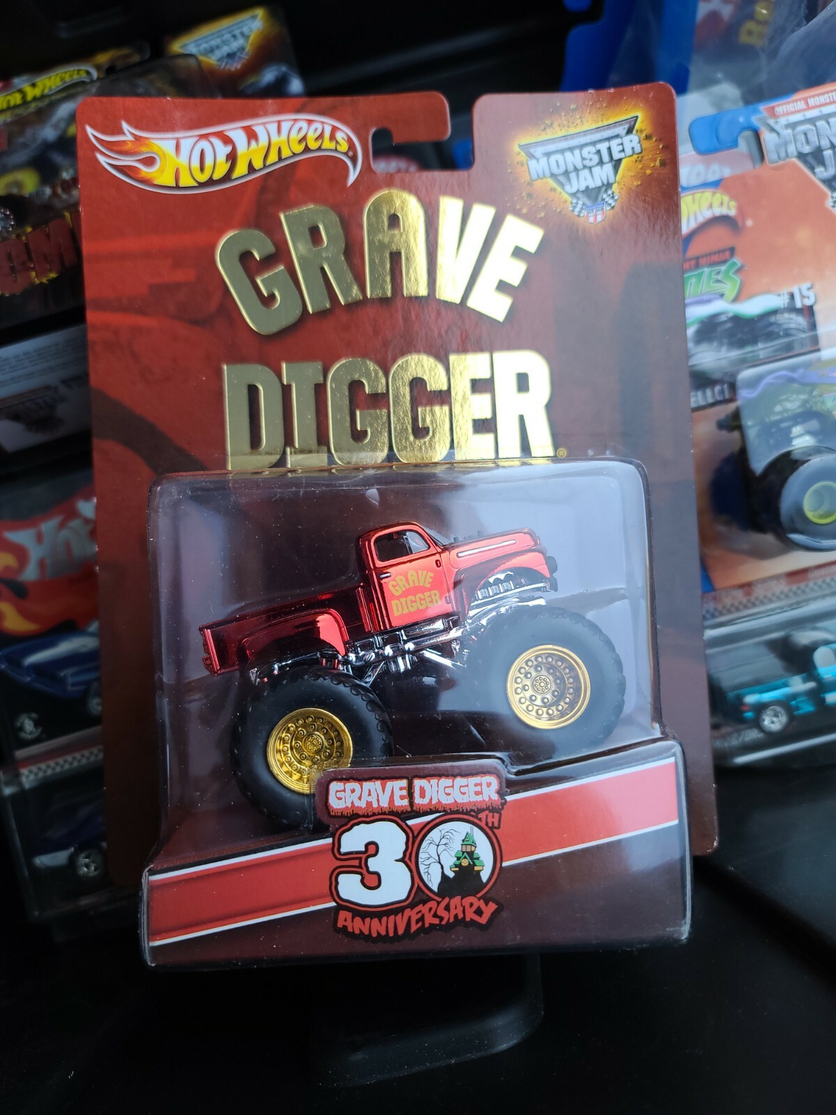 grave digger 30th anniversary monster truck toy