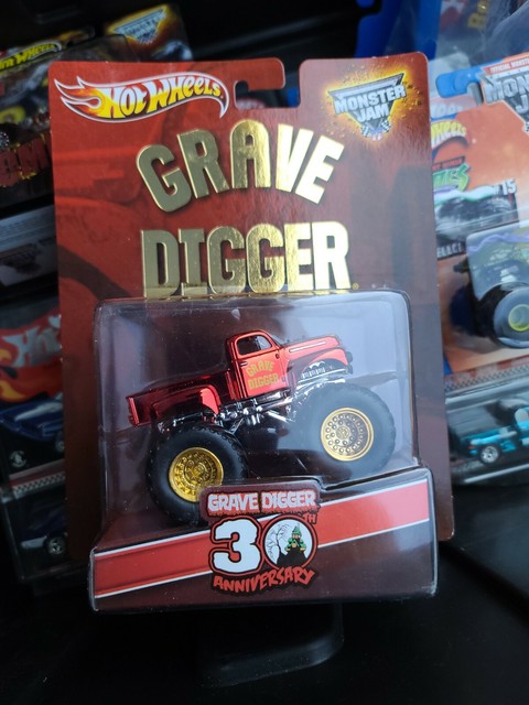 grave digger 30th anniversary monster truck toy