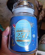 YANKEE CANDLE Star Spangled Blueberry HAPPY B...