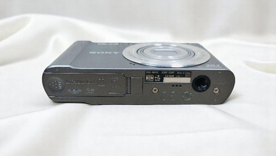 Mint] Sony Cyber-shot DSC-W810 20.1MP Digital Camera Silver