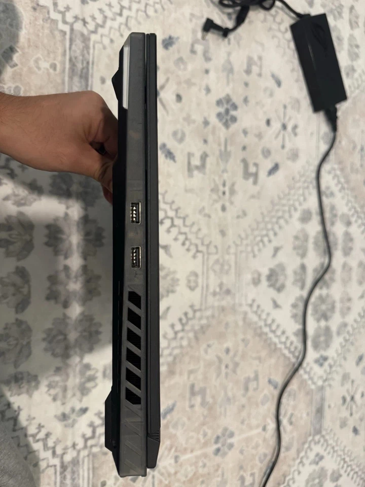 ASUS ROG Strix SCAR 16 QHD+ 240Hz (Core i9-14900HX 32GB/2TB SSD RTX 4090) Laptop - Image 4 of 4