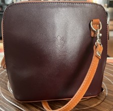 Vera Pelle Made in Italy Leather Crossbody Ba...