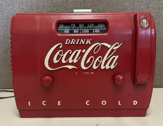 Vintage 1940s Coca Cola Ice Cold "Cooler" Tube Radio TESTED