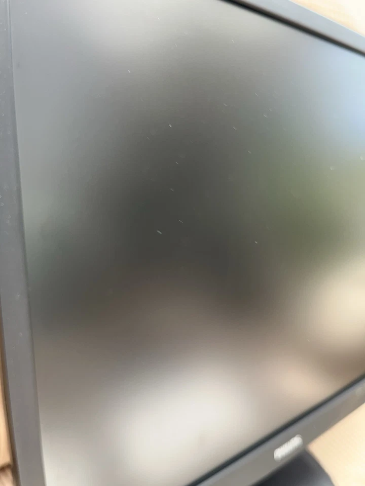 Philips S-Line 19S4LA (19 inch) LED Backlit LCD Monitor w/ SmartImage Tilt Stand - Image 3 of 4