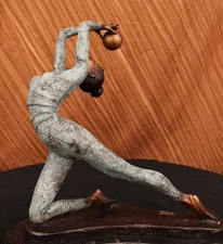 15" SIGNED BRONZE STATUE NUDE GYMNAST ART DECO DETAILED SCULPTURE ON MARBLE BASE