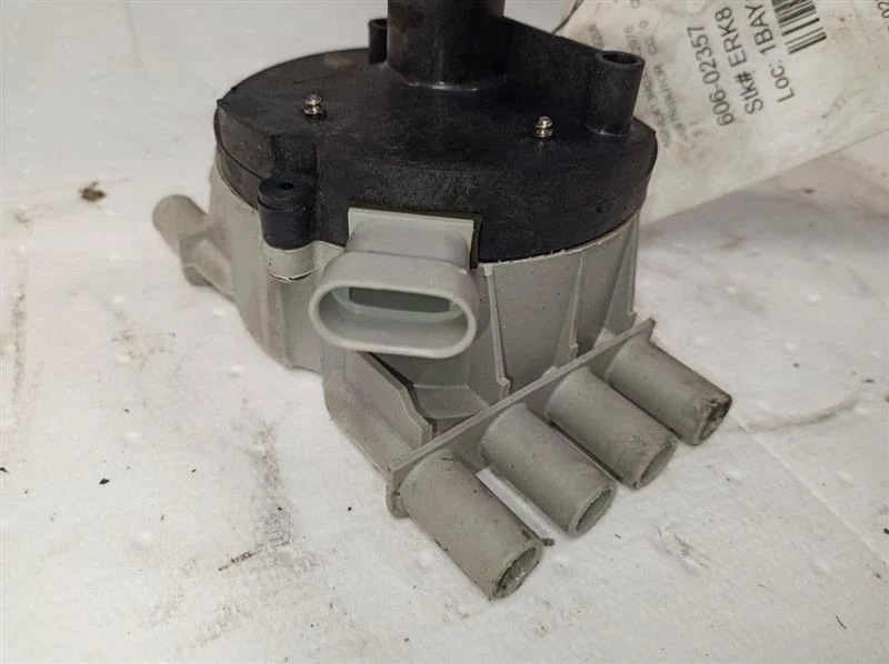 93441558 1996-2000 Chevrolet Tahoe distribuidor 5,7 L 10312502 Foto 2 de 4