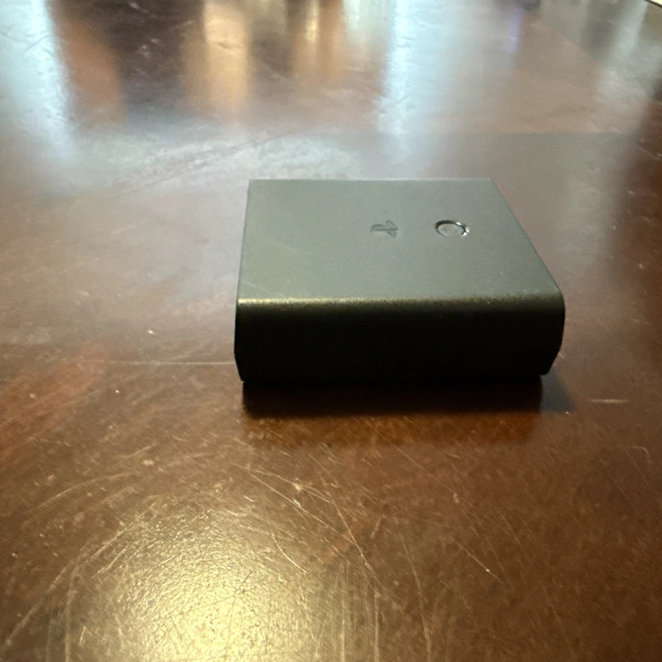 Sony PCH-ZPC1 Playstation Vita PS. Cargador portátil probado en CA y funciona muy bien! Foto 4 de 4