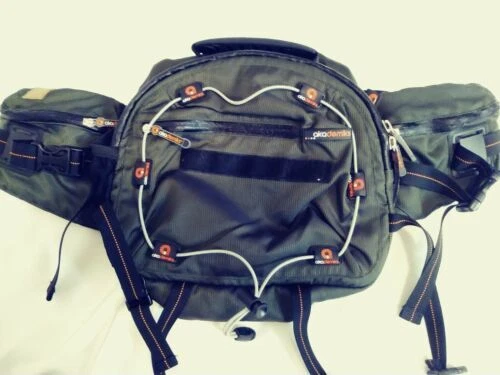 Bolsos Akademiks para hombre