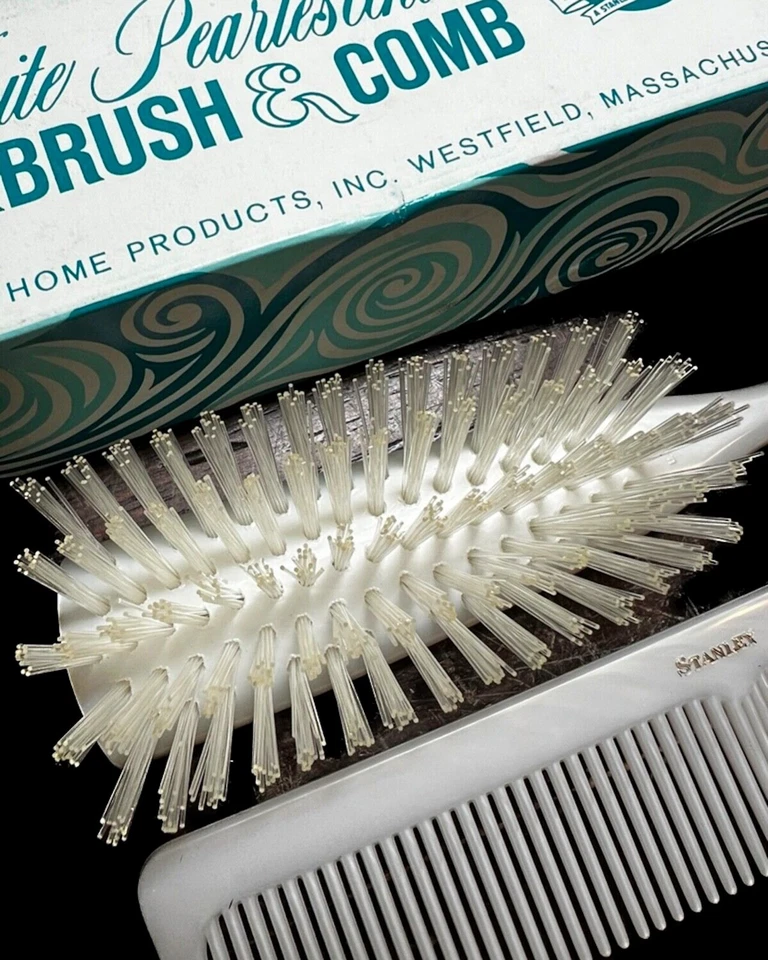 NUEVO Juego de cepillo y peine vintage STANLEY #4047 BLANCO NACARADO cerdas de nailon Foto 2 de 4