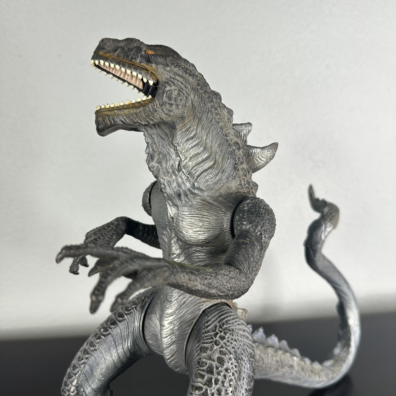 Picture 3 of 6