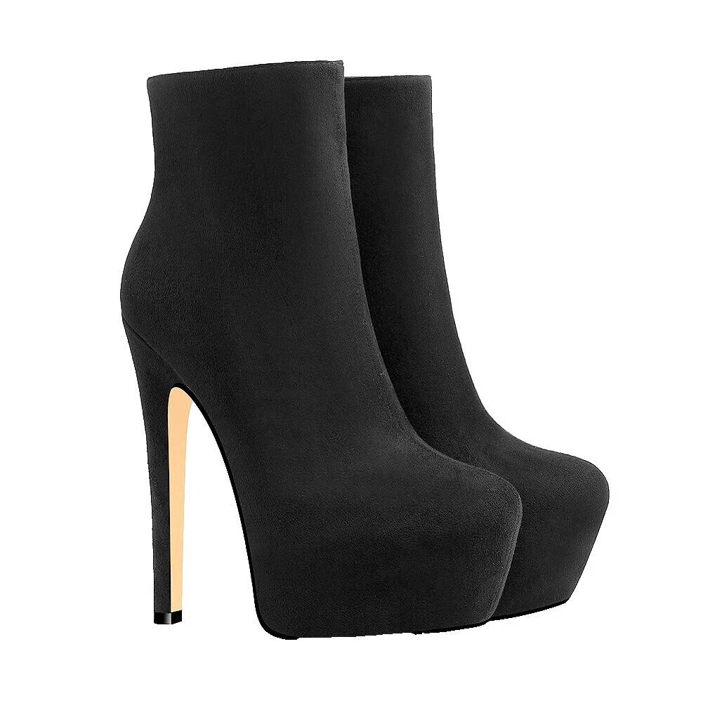 Black Solid Boots for Women