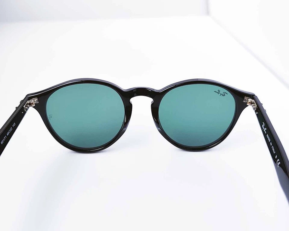 Очки солнцезащитные Ray-Ban RB2180 полированная черная оправа темно-зеленые линзы 49 мм унисекс - Изображение 2 из 4
