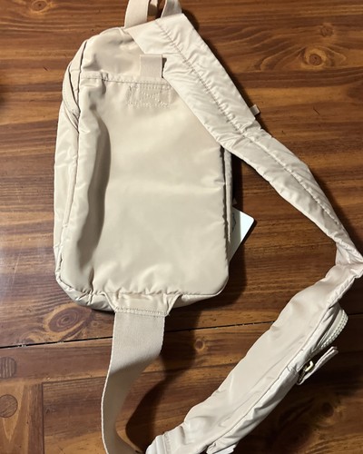 NWT Adidas Essentials 2 Sling Crossbody Bag Magic Beige TRAVEL Adj. Strap - Picture 5 of 6