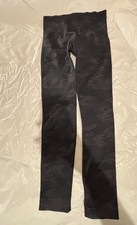 Spanx Look at Me Now Seamless Leggings Black Camo Size Medium