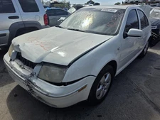 Used Loaded Beam Axle fits: 2004 Volkswagen Jetta Sdn City Canada only Grade A