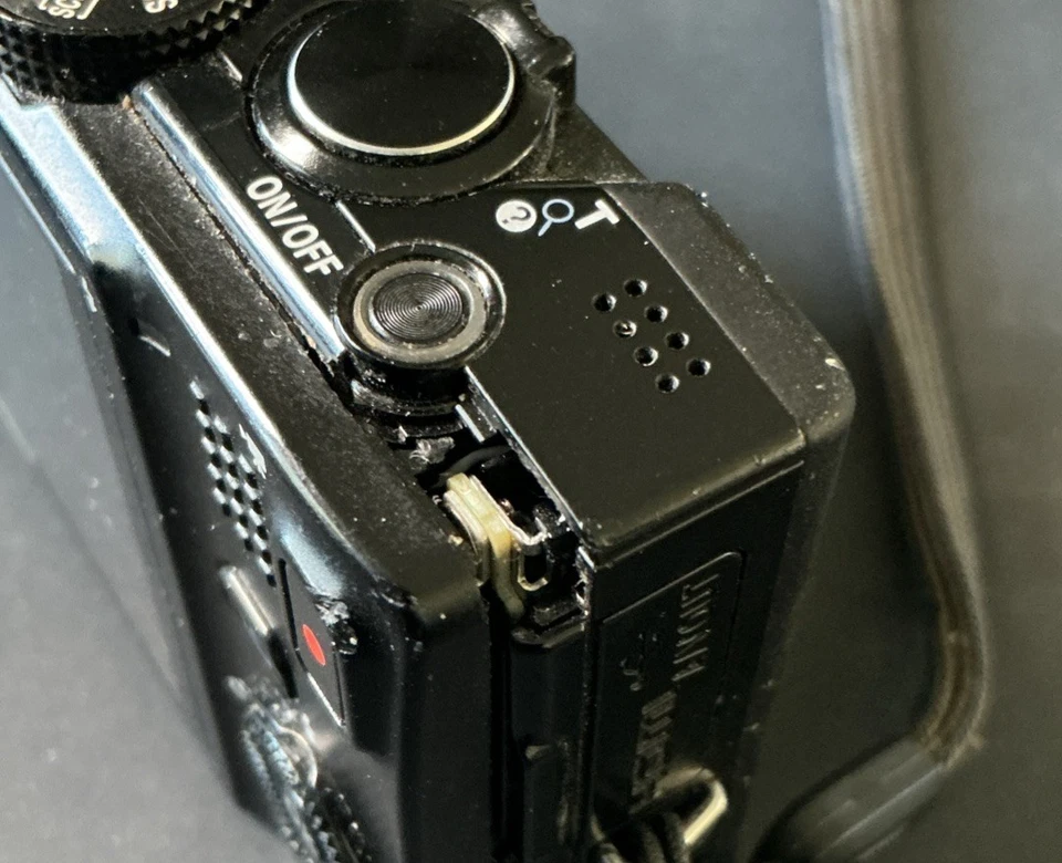 Цифровой фотоаппарат Nikon COOLPIX S8200 16,1 м компактный 14-кратный оптический зум черный английский - Изображение 3 из 4