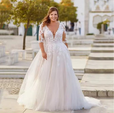 Wedding Dresses Plus Size Woman Lace Appliques Up Backless Beach V-Neck Bridal