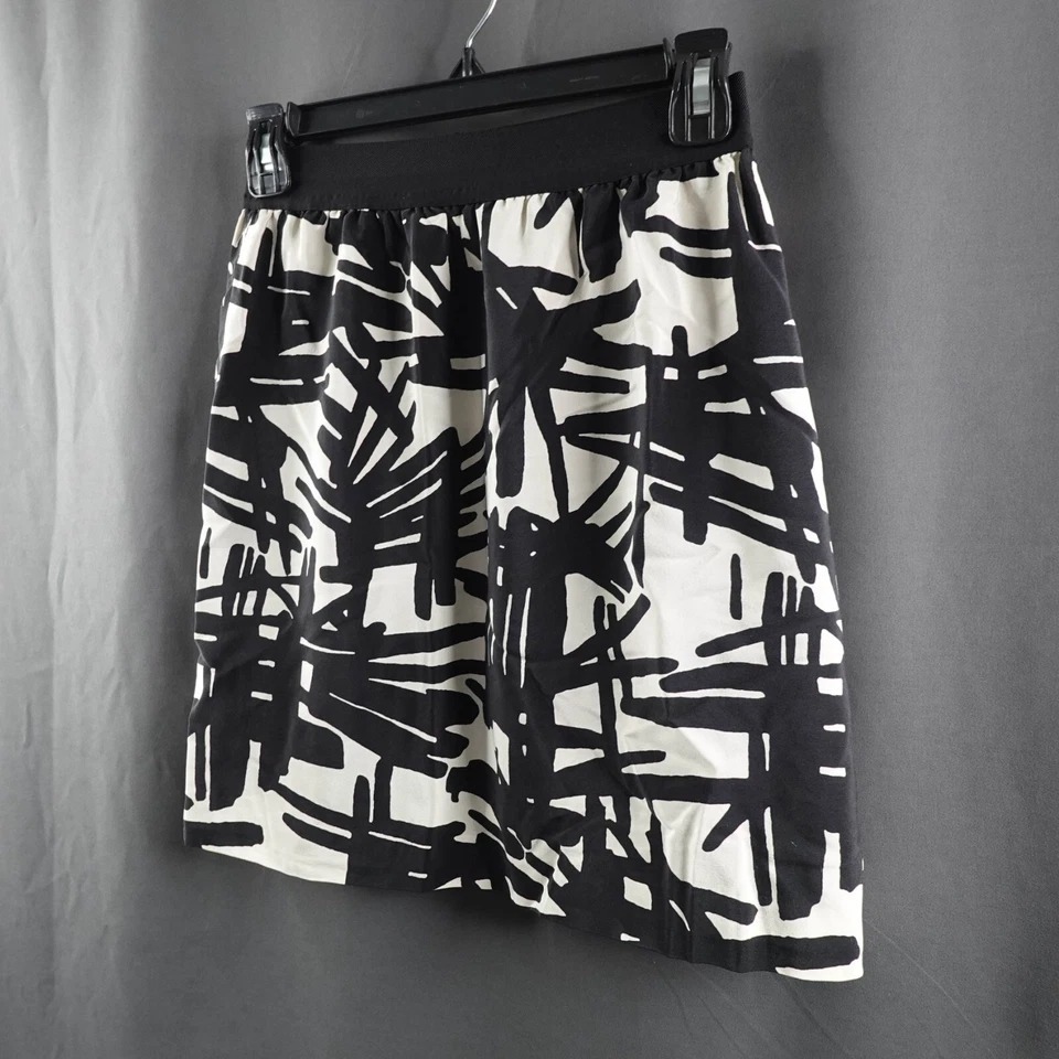 Saia Feminina Tibi 0 Seda Preta Mini Estampa Abstrata Alto Luxo Indie Sleaze - Imagem 2 de 4