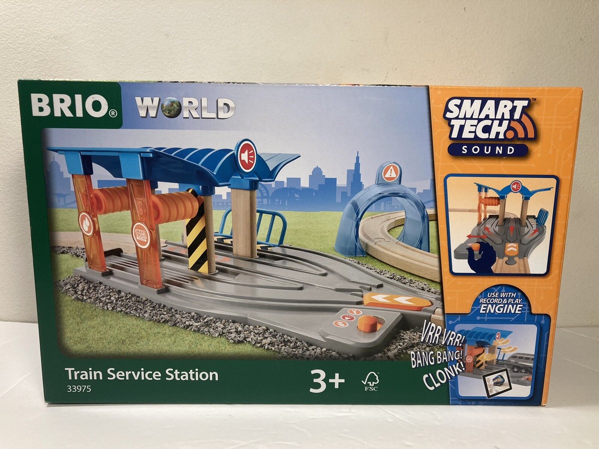 BRIO World 33975 Train Service Station Smart Tech Sounds Switch Track NEW