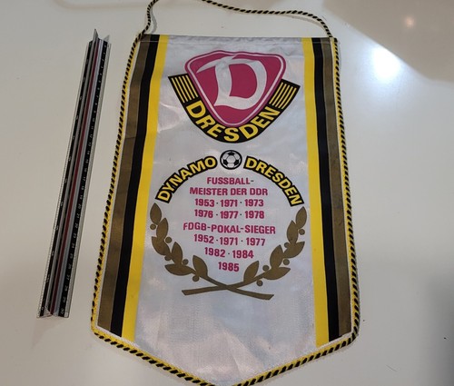 Pennant - Dynamo Dresden - 1990s - Great Condition
