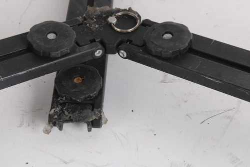 Manfrotto 546B Aluminum Professional Video Tripod W/ 501HDV Tripod Head - Picture 3 of 5