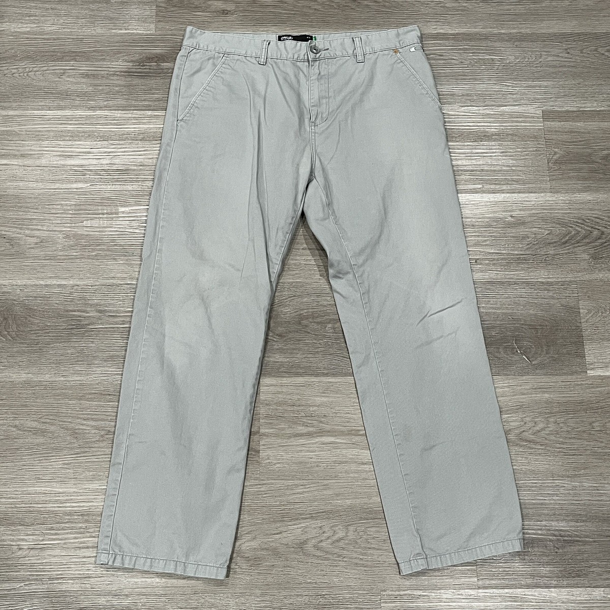 Oakley Mens Chino Pants 38W 32L Regular Fit Gray Straight Oakley Mens Chino Pants 38W 32L Regular Fit Gray Straight