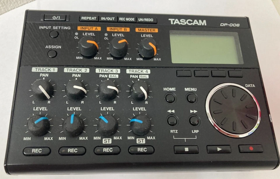 TASCAM registratore multitraccia SD/SDHC 6 tracce DIGITAL POCKETSTUDIO DP-006 - Immagine 2 di 4